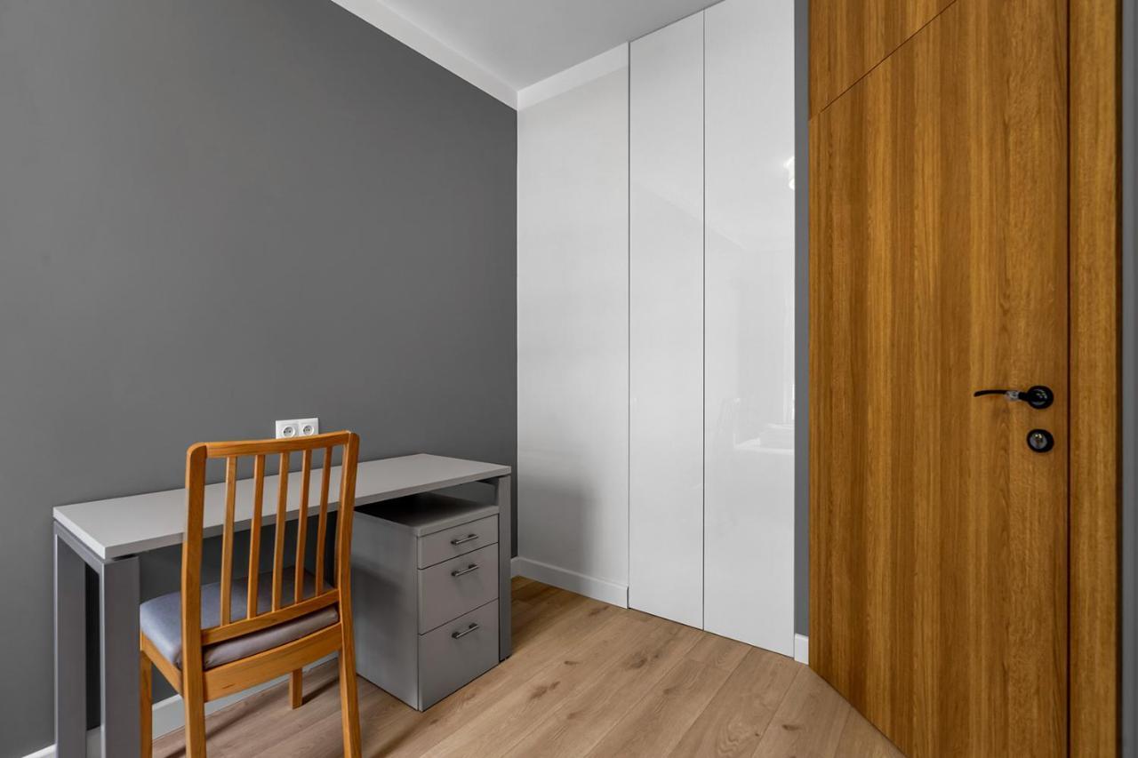 Lotnisko Chopina Modern Apartment Warszawa Zewnętrze zdjęcie